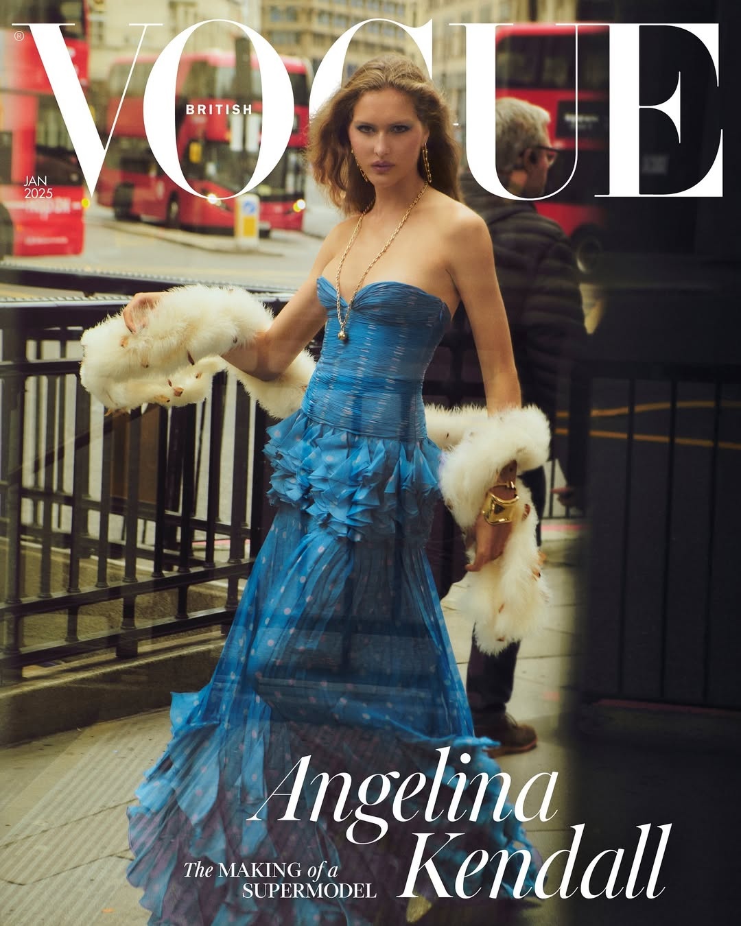 Angelina Kendall,  con lai,  Hermes,  Isabel Marant,  Rabanne,  Stella McCartney,  D&G anh 4