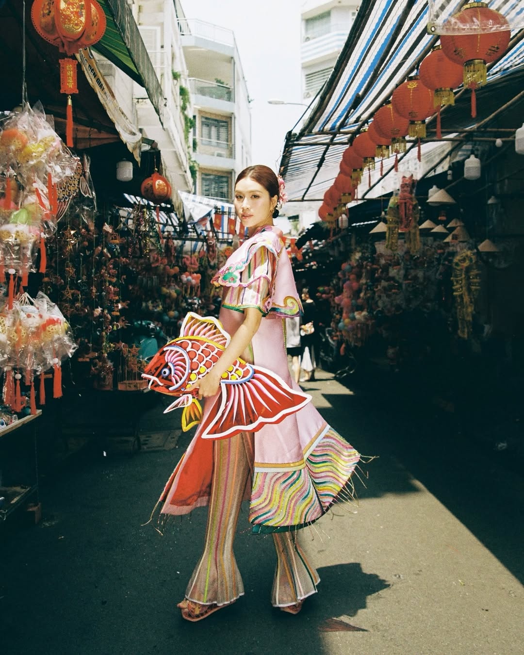 Trung_Thu_vui_ve_fullmoonfullheart_midautumnfestival_thanhthanhhuyen_Photo_Giang_Truo.jpg