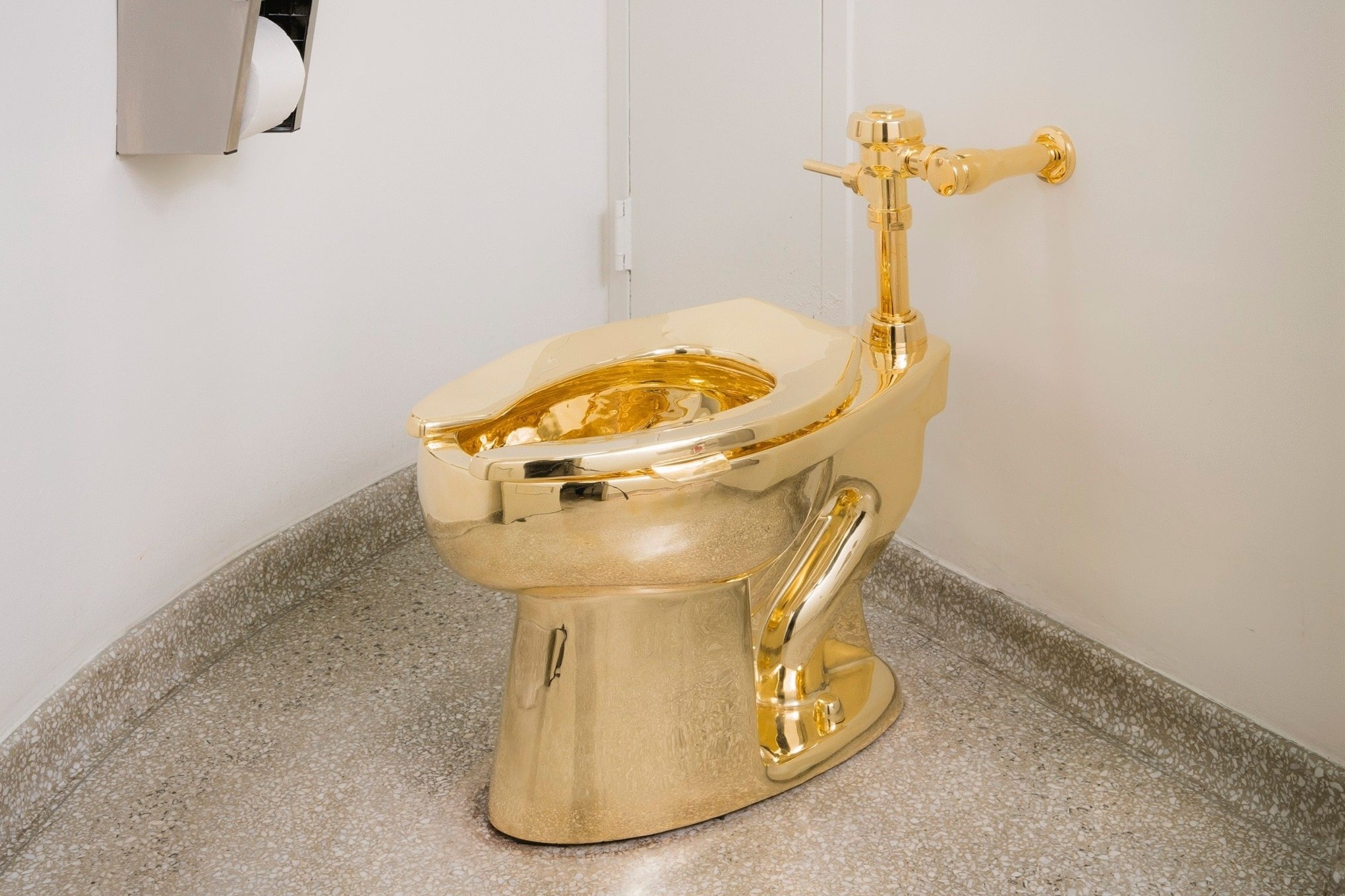 Chiec bon cau dat gia nhat hanh tinh hinh anh