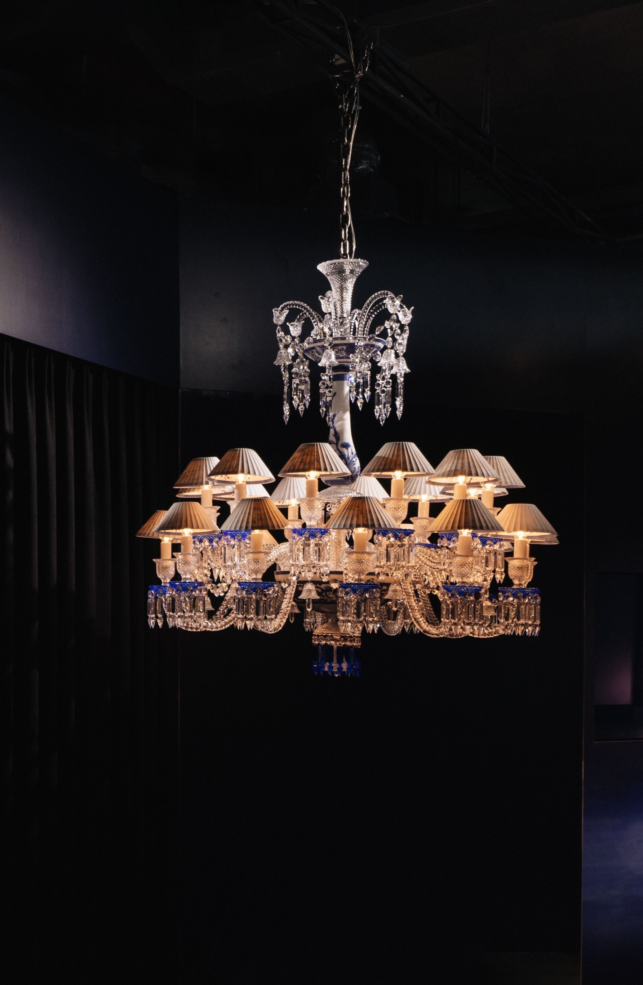 pha le Baccarat,  trien lam pha le,  Baccarat TP.HCM,  di san pha le anh 1
