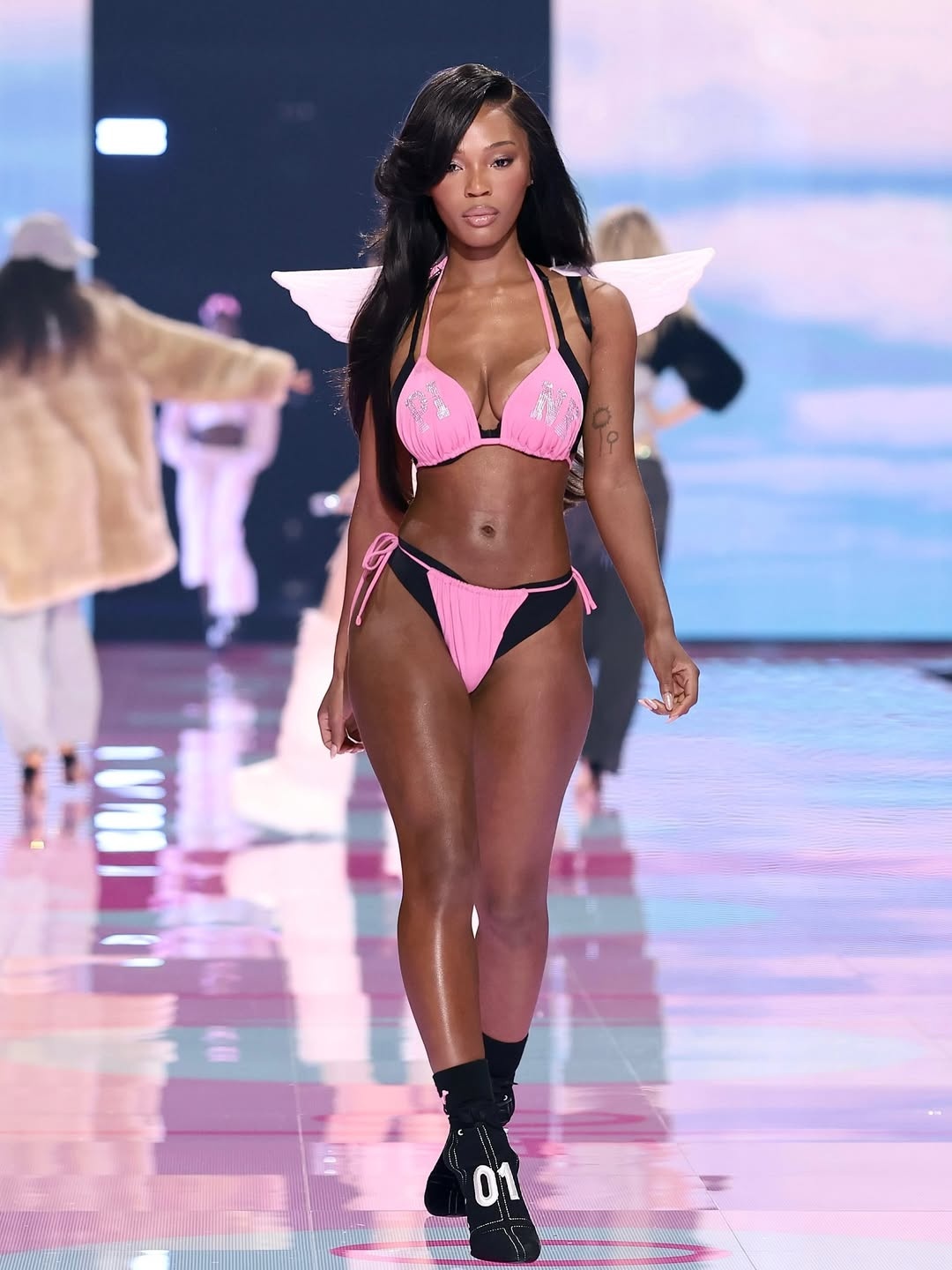 3 thiên thần nội y Victoria's Secret gây chú ý