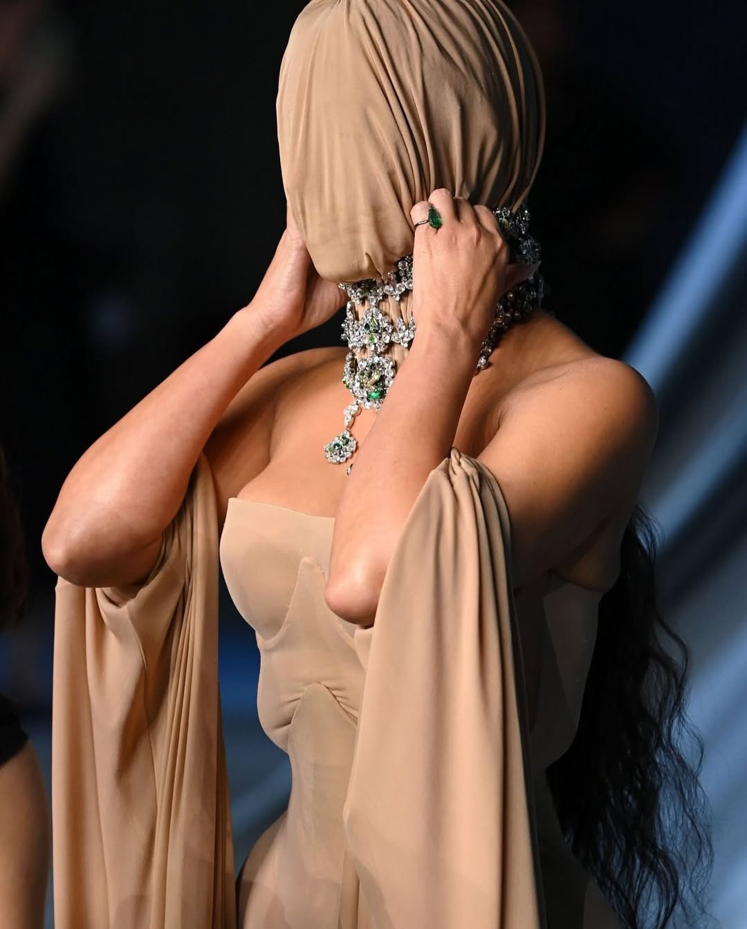 Academy_Museum_Gala_in_Margiela_Couture_1_.jpg