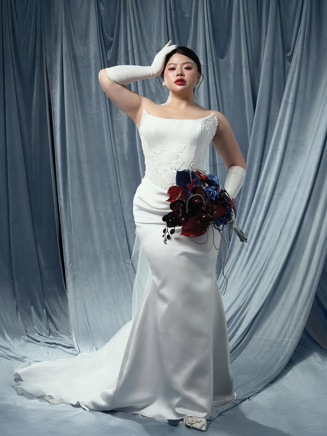 Hoa_than_thanh_co_dau_nhung_lai_thieu_chu_re_1_.jpg