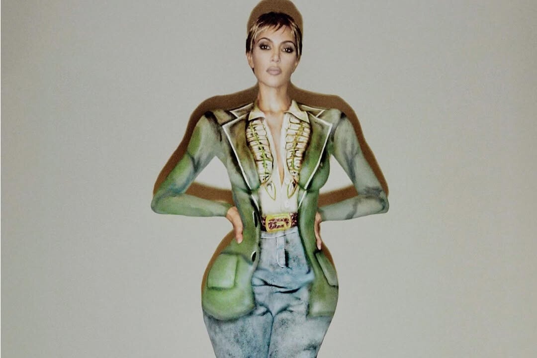 Kim Kardashian gay soc voi anh khoa than hinh anh