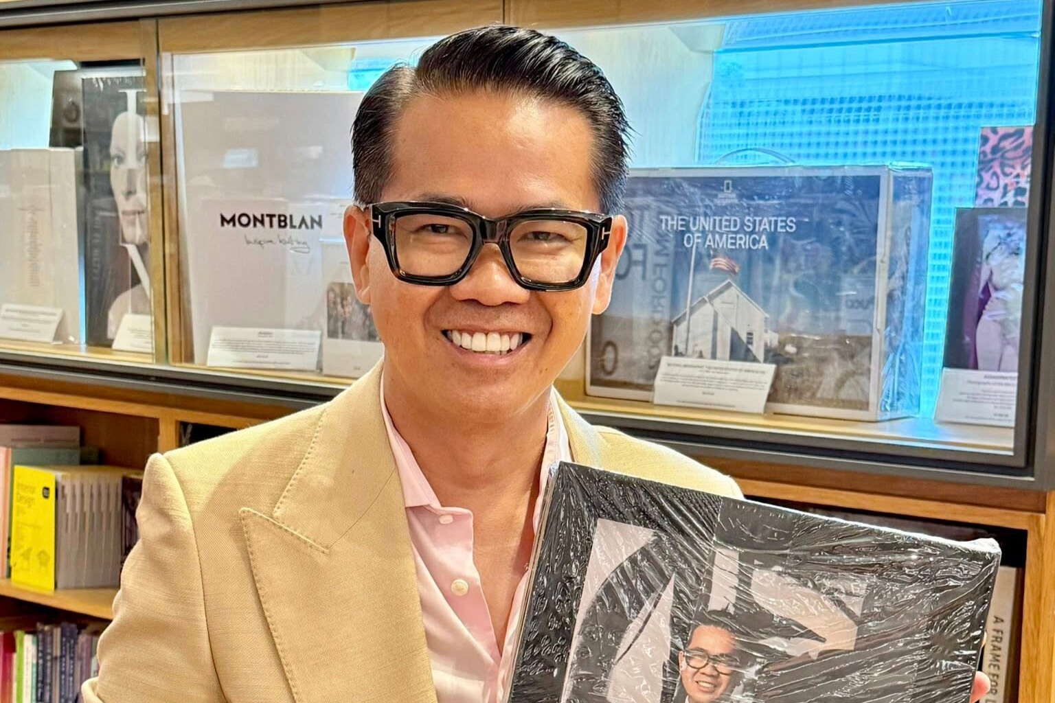 NTK Thai Cong phan ung truoc loat lum xum hinh anh