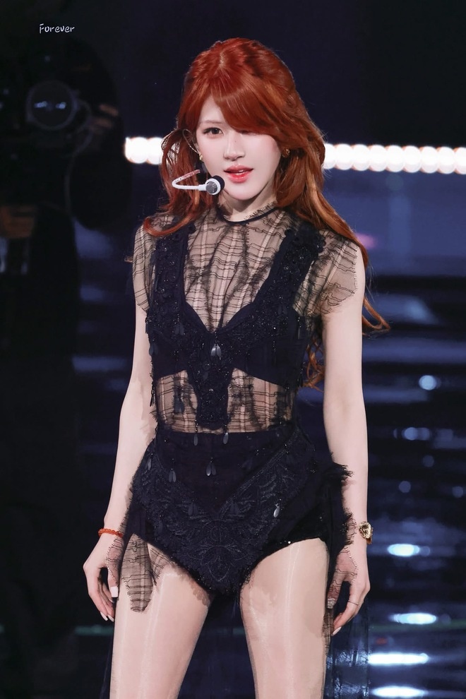 không quần, mốt không quần, Triệu Lộ Tư, Lisa, Jennie, BlackPink ảnh 1 khong quan, mot khong quan, Trieu Lo Tu, Lisa, Jennie, BlackPink anh 1