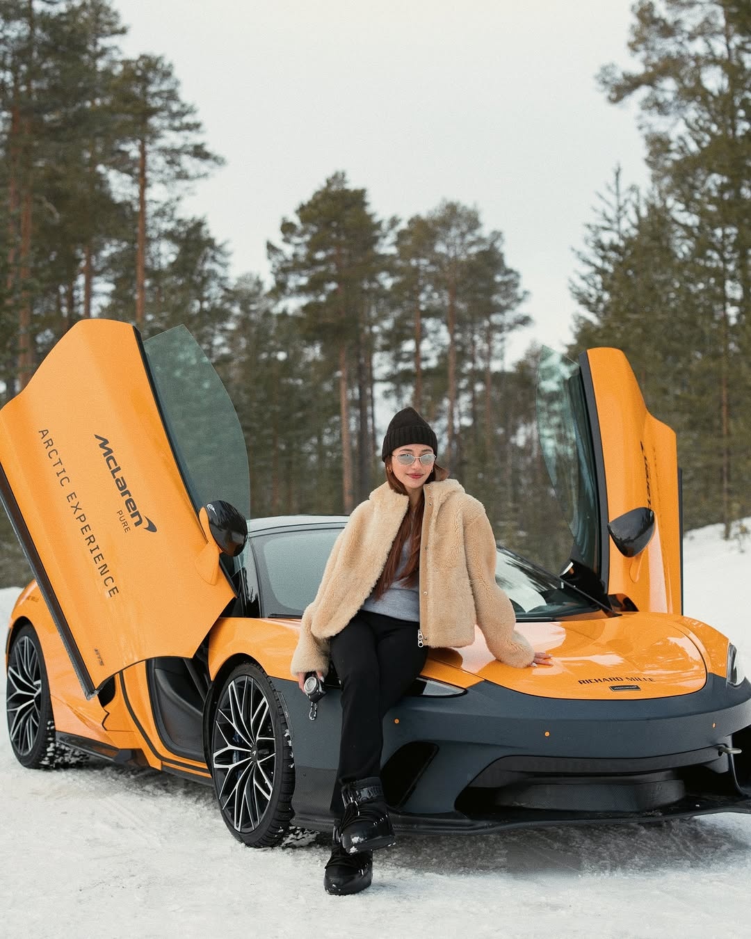 Calista Cuaca,  Jamie Chua,  con gai Jamie Chua,  ba hoang Hermes,  Hermes anh 12