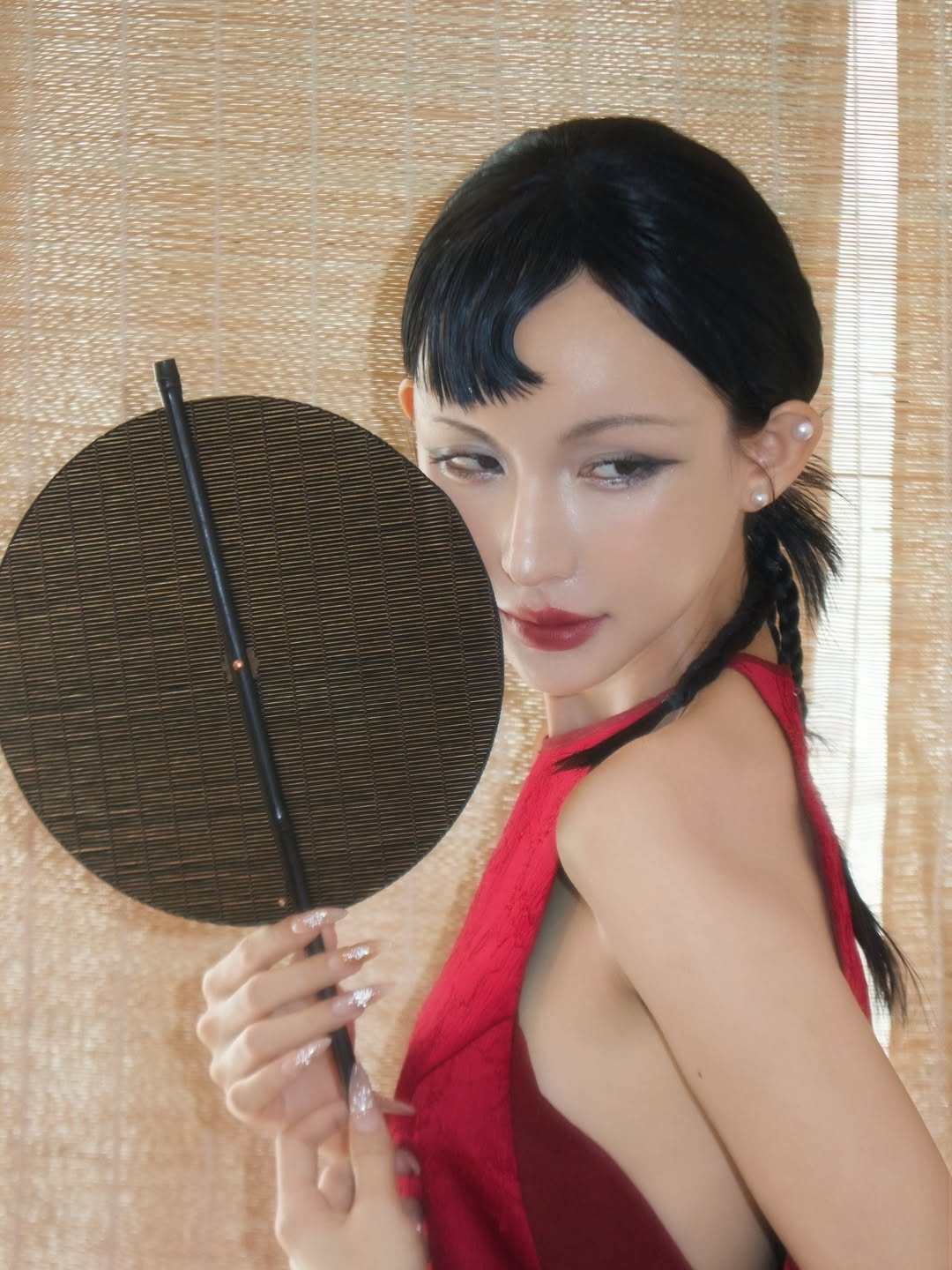 Newsfeed Rate,  Lam Minh,  Linh Chi,  Louis Pham,  hot girl TDDC,  hot girl the thao,  Huyen Baby,  Ngoc Trinh,  nu hoang noi y anh 2