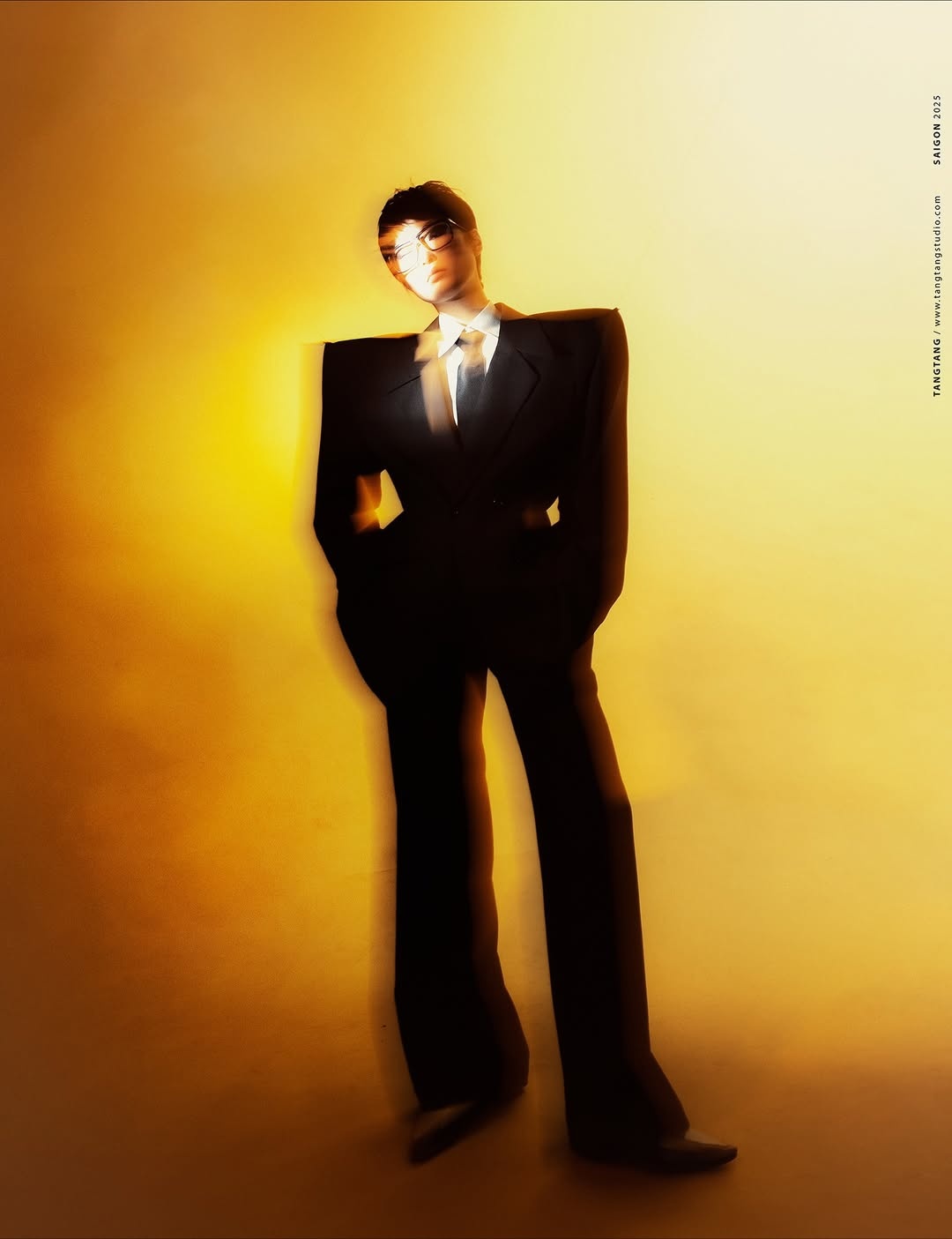 Newsfeed Rate,  Lam Minh,  Linh Chi,  Louis Pham,  hot girl TDDC,  hot girl the thao,  Huyen Baby,  Ngoc Trinh,  nu hoang noi y anh 3