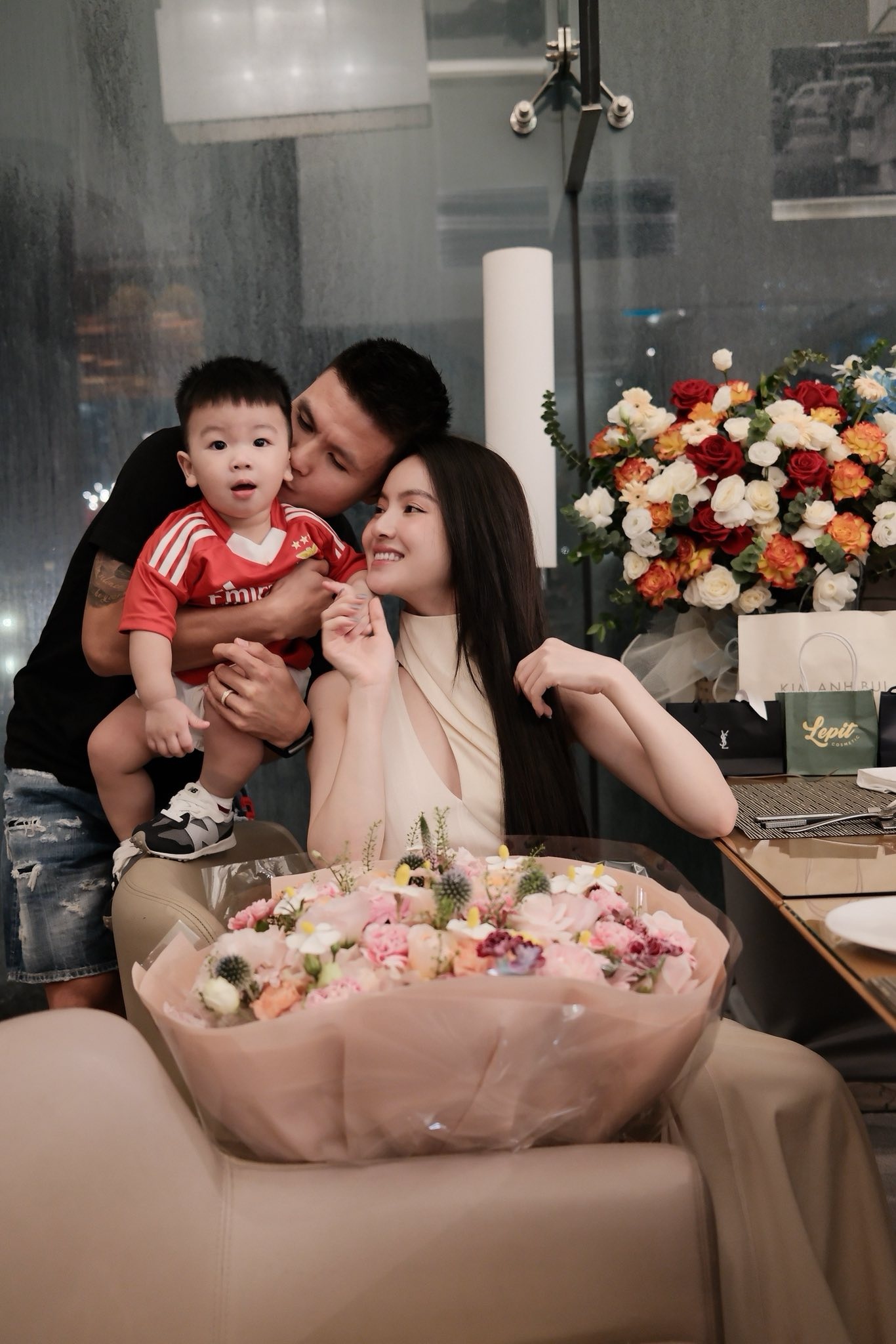 WAG,  WAGs,  Chu Thanh Huyen,  Huyen,  Huyen Trang,  Doan Hai My,  Quynh Anh anh 4