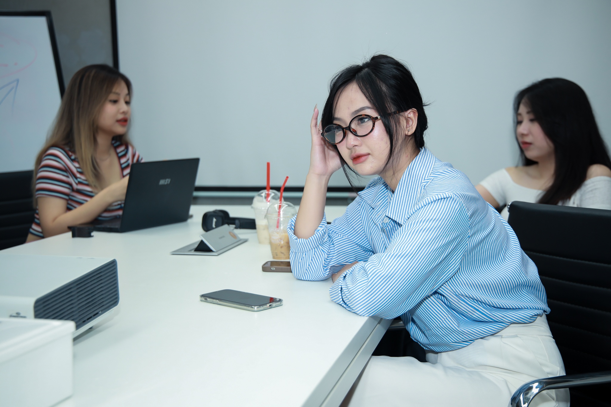 thuc tap sinh,  nhan su,  DH Van Lang, anh 1