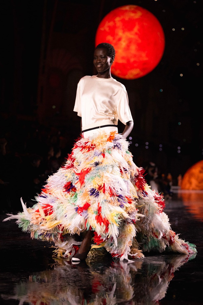 khoa than,  naked dress,  vay khoa than,  xuyen thau anh 1