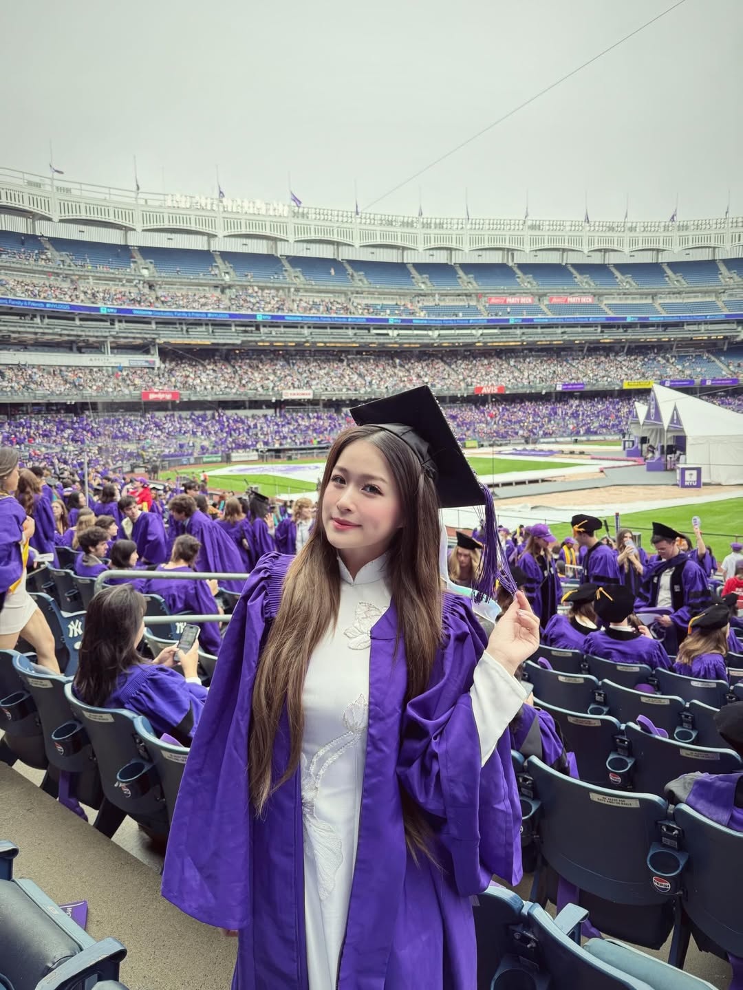 Chao,  dai hoc,  rich kid,  TikToker anh 1