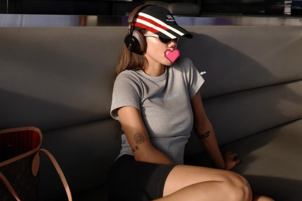 Quan legging bo sat kem duyen cua Phuong Ly hinh anh