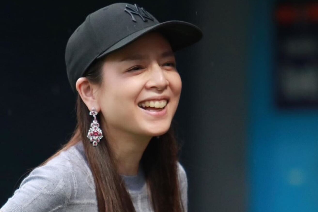 Madam Pang lan dau choi pickleball hinh anh