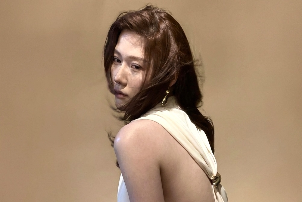 Uyen An kheo khoe bo lung hinh anh