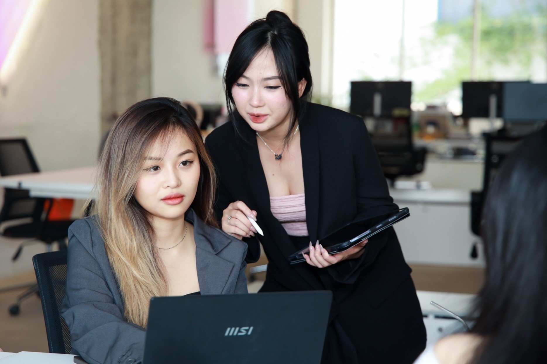 Hon 50% nhan su that nghiep nam 2025 chua co viec lam hinh anh