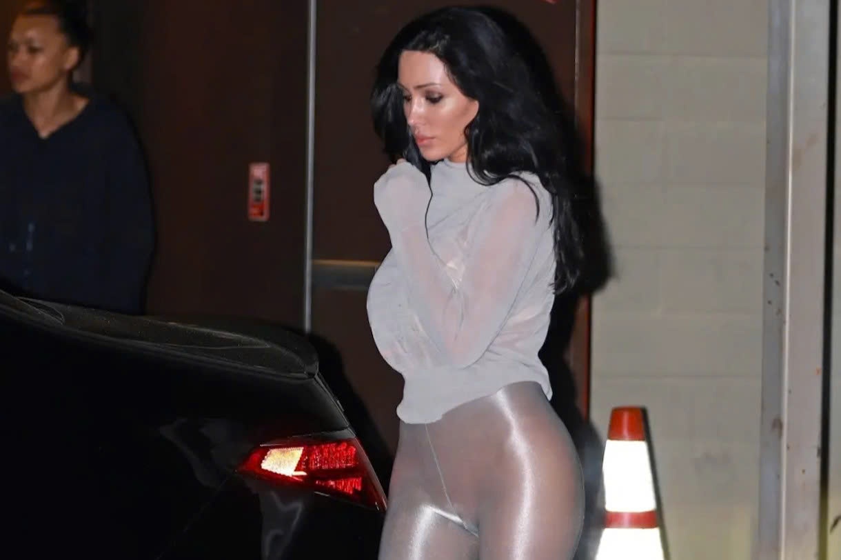 Vo Kanye West mac xuyen thau xuong pho hinh anh