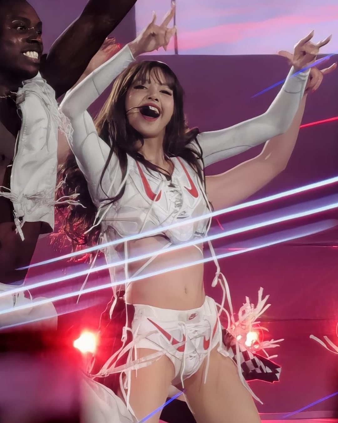 Lisa,  khong quan,  Louis Vuitton,  K-pop anh 2