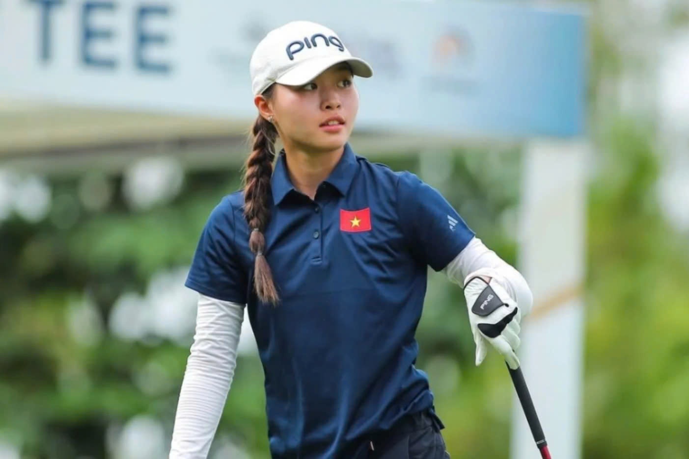 Chan dung bong hong 18 tuoi cua lang golf Viet hinh anh