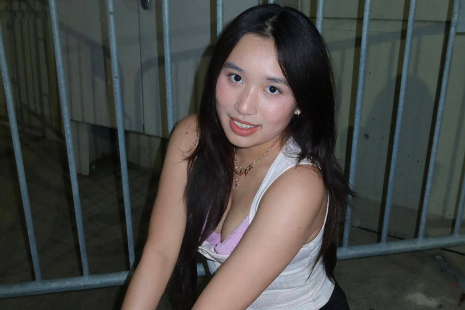 Rich kid Jenny Huynh dien ao nguc don cao hinh anh