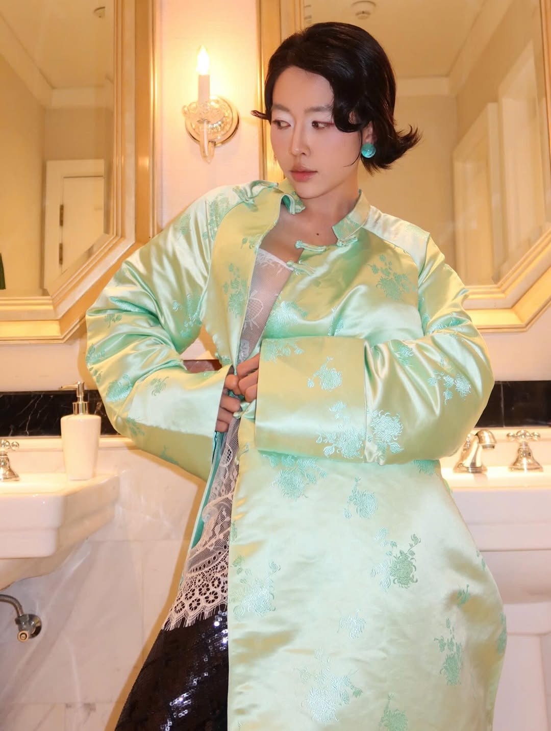 ao dai,  Nguyen Lam Thao Tam,  Thanh Thanh Huyen,  Linh Ngoc Dam,  Tet anh 8