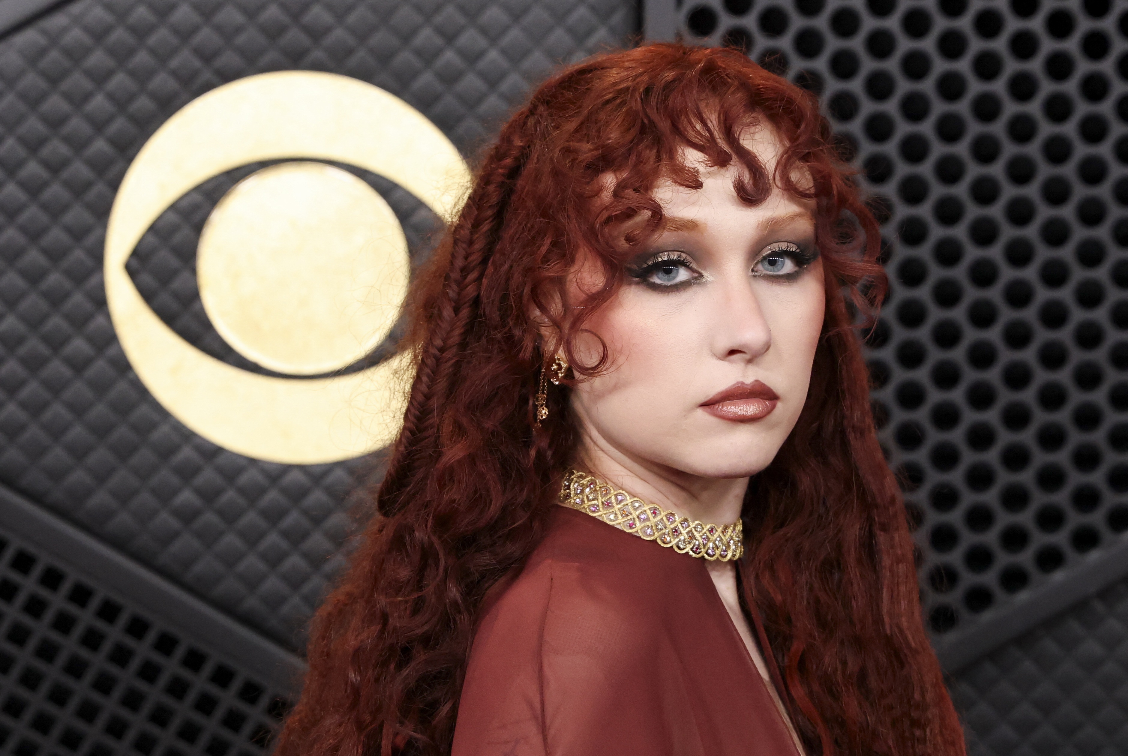 Vay 'khoa than' gay soc tai Grammy 2026 hinh anh