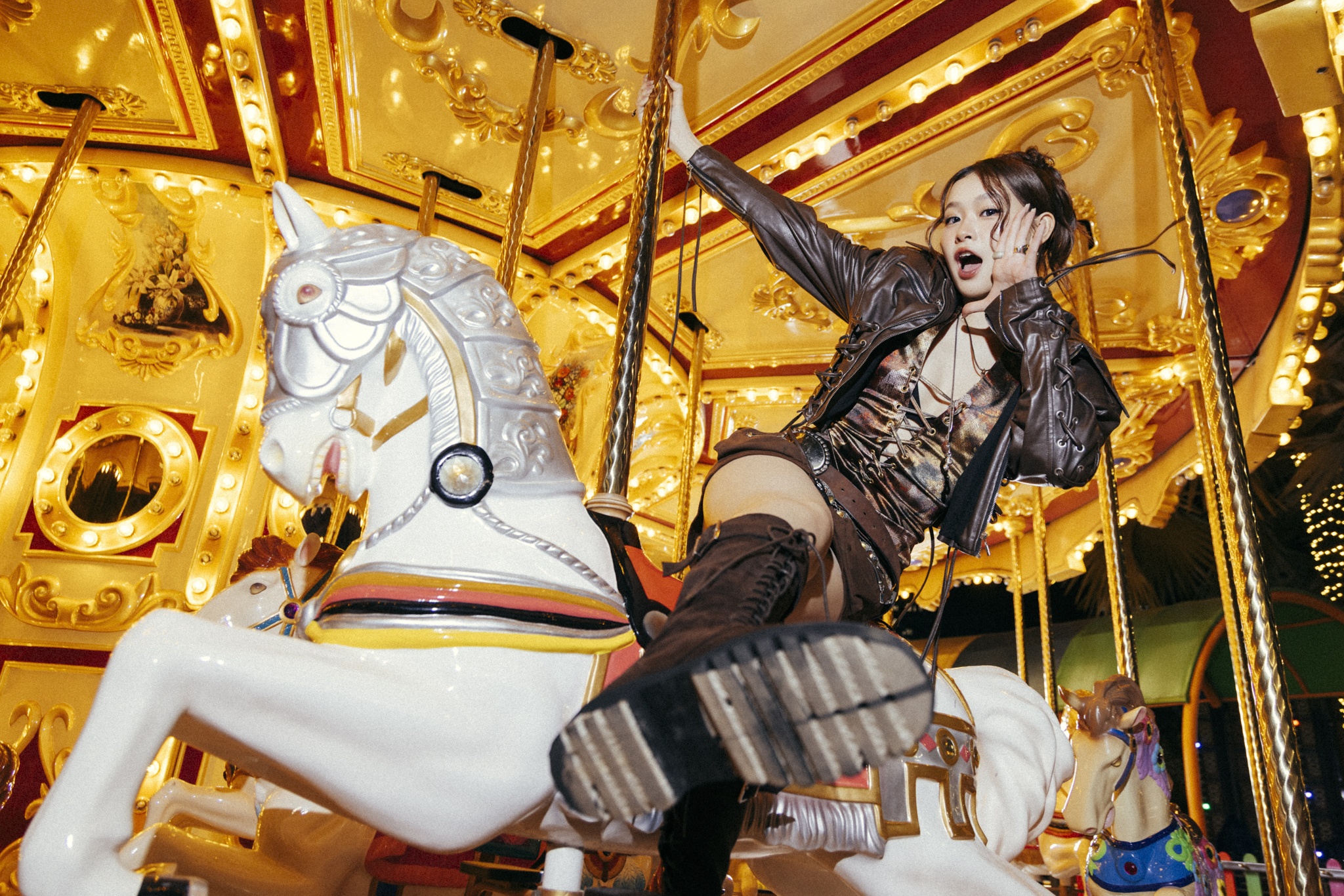 Mai Huong,  2026,  toi,  vai dien anh 11