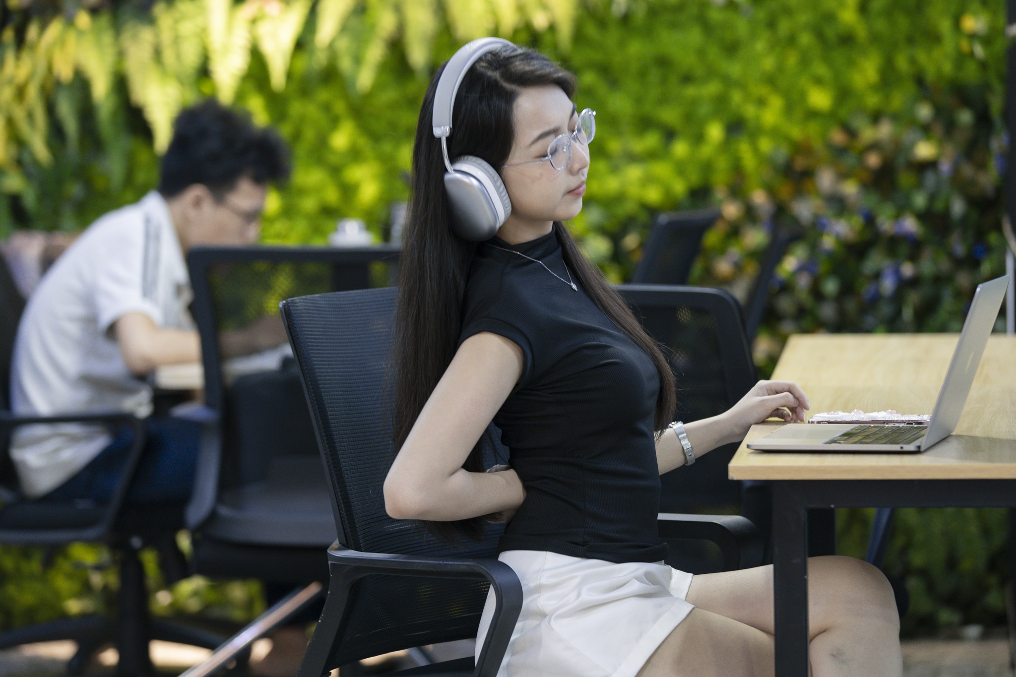 Tet,  van phong,  nhan su,  thuong anh 1