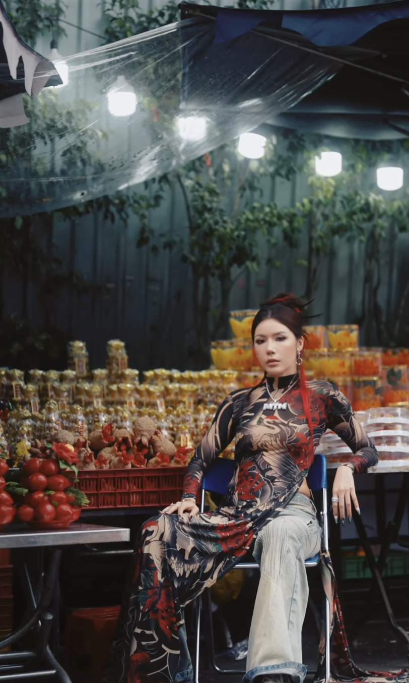 ao dai,  Tet,  sieu mau,  xuyen thau anh 2