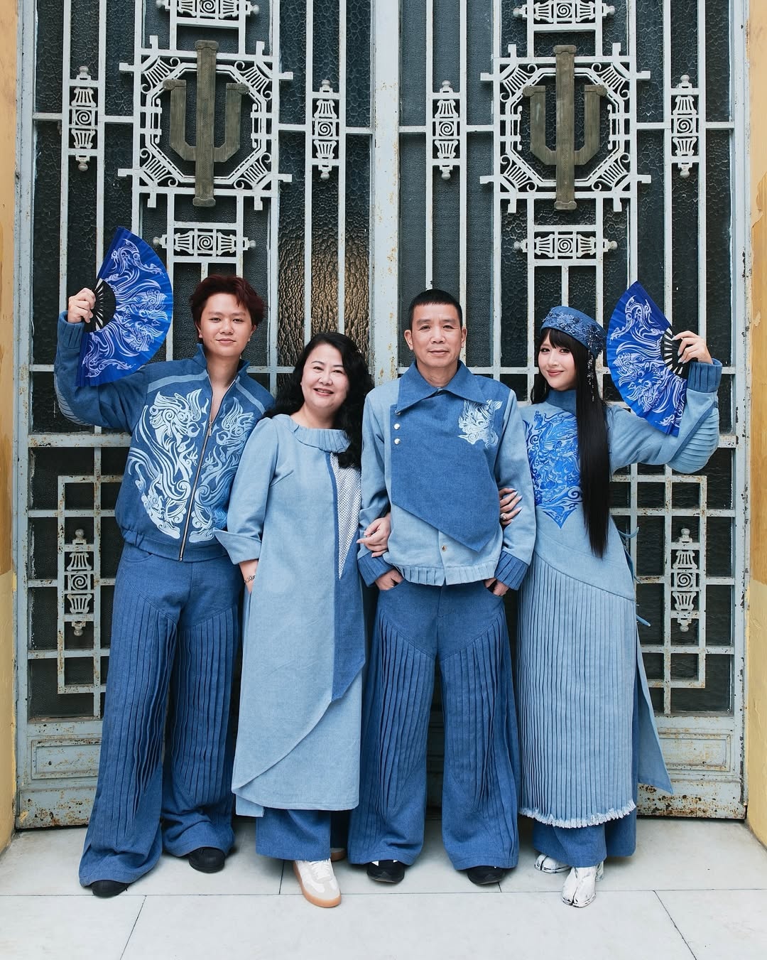 ao dai,  Huong Lien,  Chu Thanh Huyen,  Quang Hai,  Quynh Anh Shyn,  Xuan Son,  Han Hang anh 1