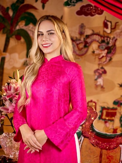 áo dài, Hương Liên, Chu Thanh Huyền, Quang Hải, Quỳnh Anh Shyn, Xuân Son, Hàn Hằng ảnh 11 ao dai, Huong Lien, Chu Thanh Huyen, Quang Hai, Quynh Anh Shyn, Xuan Son, Han Hang anh 11