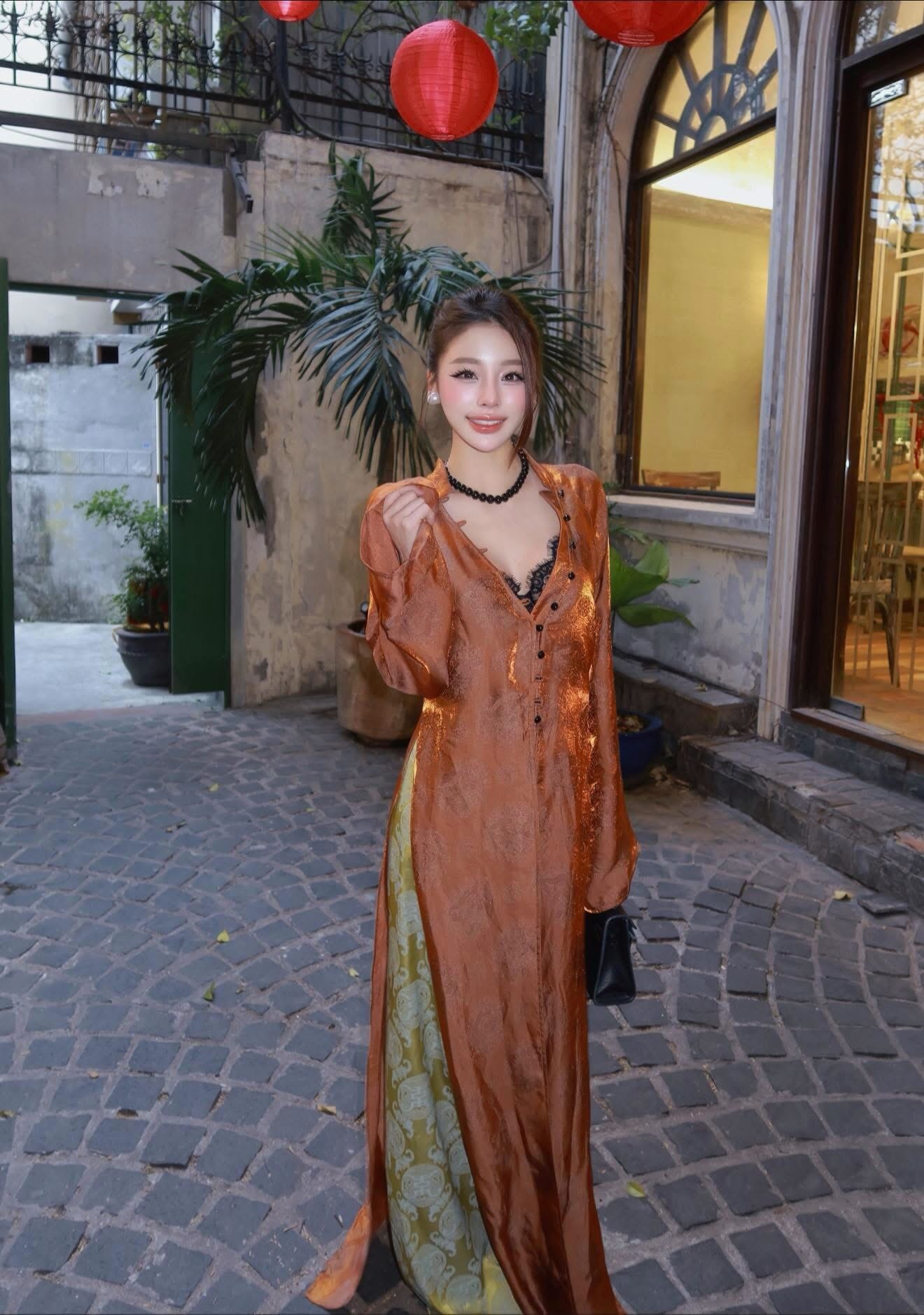 áo, áo dài, xẻ sâu, Tết 2026 ảnh 2 ao, ao dai, xe sau, Tet 2026 anh 2