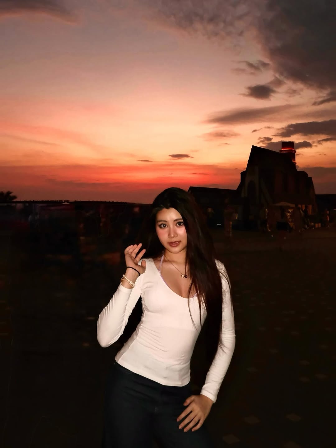 ao,  ao nguc,  ao dai,  Tet anh 6