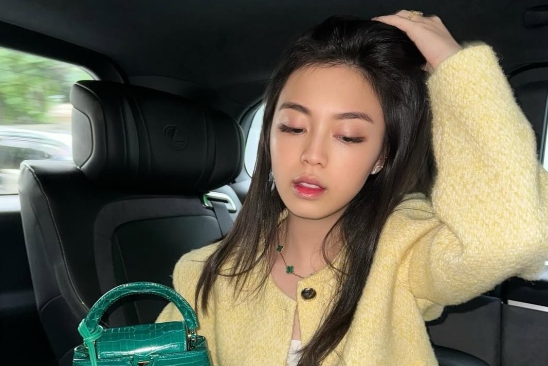 Loi song xa hoa cua tieu thu gia toc Son Kim hinh anh