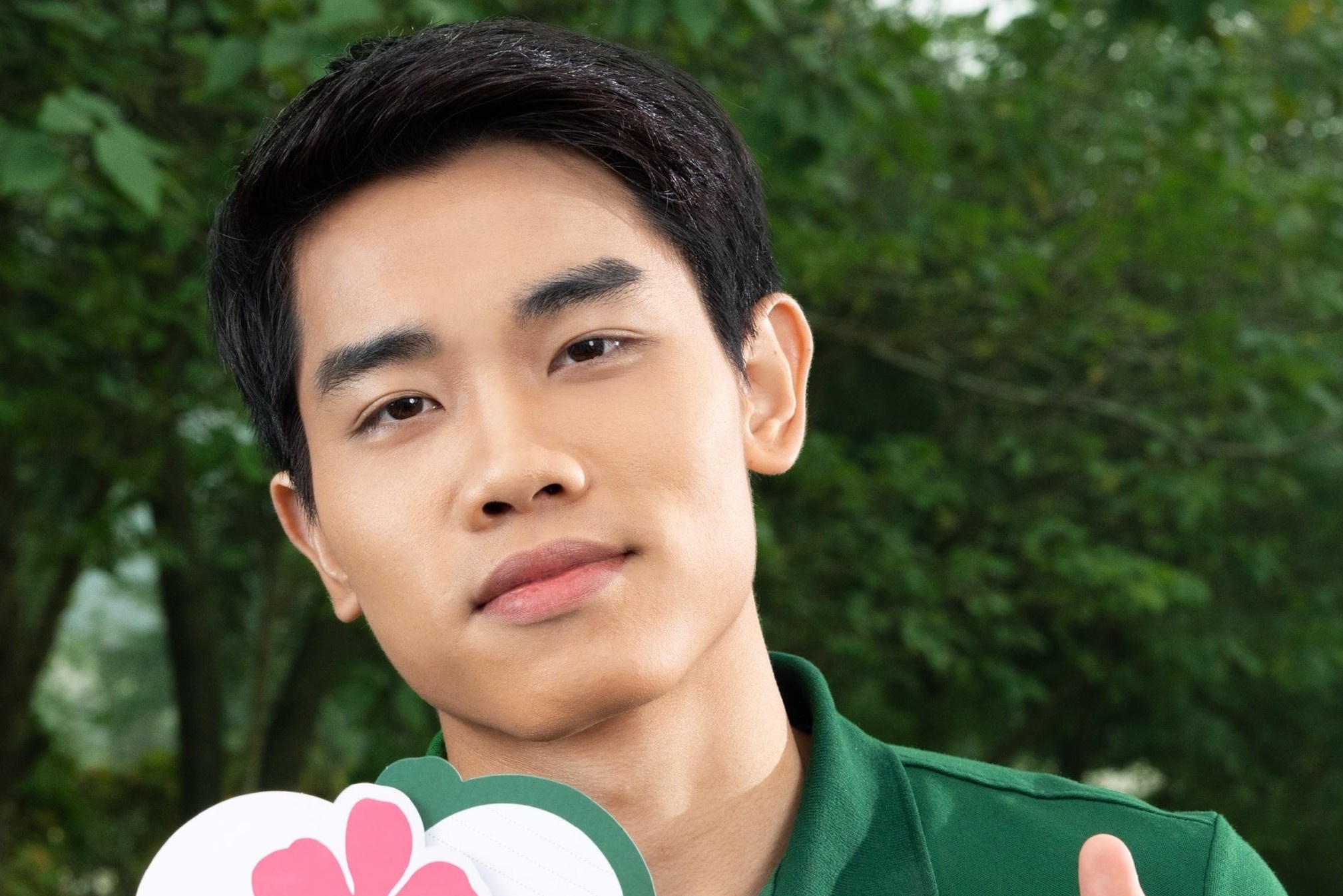 Quang cao 'guong cuoi' cua Dinh Bac gay sot hinh anh