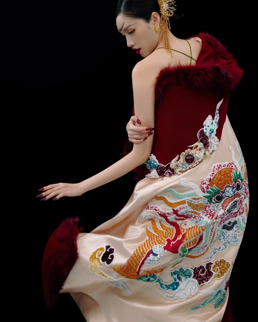 DJ Mie,  Thanh Thanh Huyen,  Duc Huy,  Huyen Trang,  MC Mu Tat,  Hai Tu,  Ngoc Thanh Tam anh 2