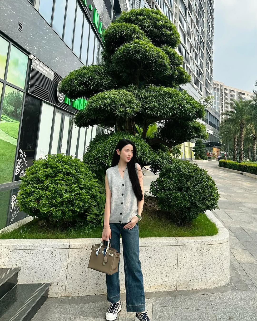 hieu,  do hieu,  tui hieu,  dong ho,  Tran Bich Hanh,  Van Thanh,  Huyen Trang,  Mu Tat,  Duc Huy,  Chu Thanh Huyen,  Quang Hai anh 13