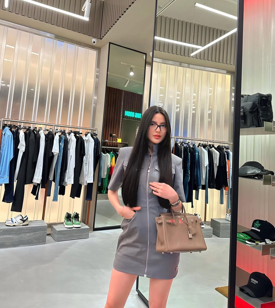 hieu,  do hieu,  tui hieu,  dong ho,  Tran Bich Hanh,  Van Thanh,  Huyen Trang,  Mu Tat,  Duc Huy,  Chu Thanh Huyen,  Quang Hai anh 14