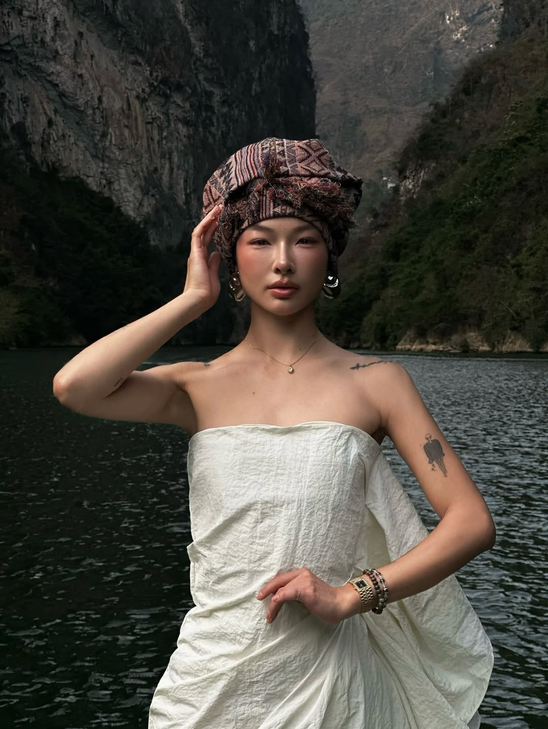 Ngọc Trinh, Tikka Hoàng Hiền, Trúc Anh, Mắt Biếc, Ngọc Thanh Tâm, Xoài Non ảnh 1 Ngoc Trinh, Tikka Hoang Hien, Truc Anh, Mat Biec, Ngoc Thanh Tam, Xoai Non anh 1