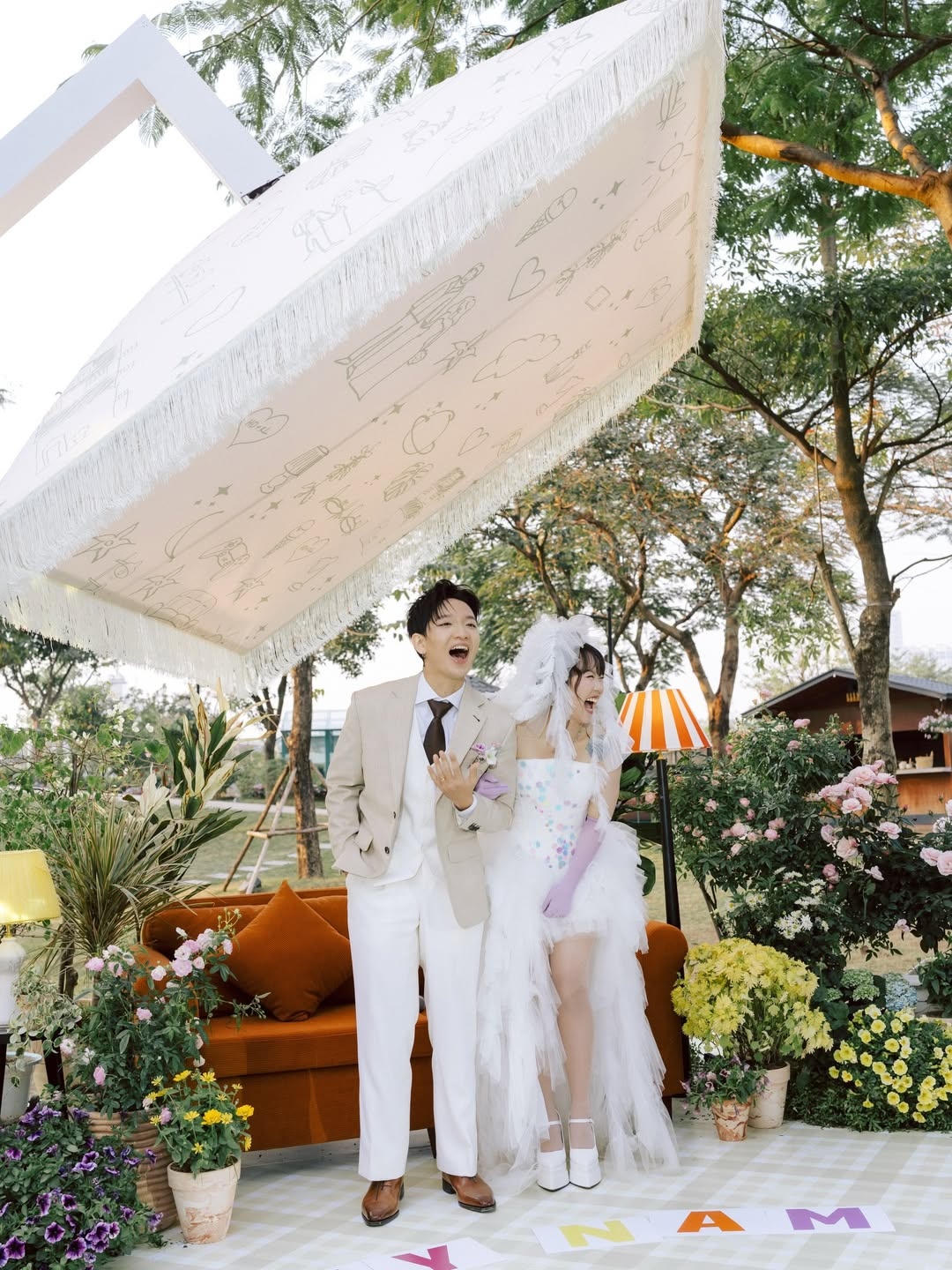 Chao,  Harry Nista,  Hoang Dung,  vo Hoang Dung,  DJ Mie,  Hai Tu anh 4