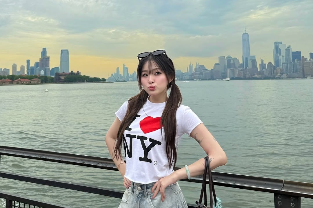 'Rich kid' Ha Noi vua chia se hanh trinh chua benh tri la ai? hinh anh