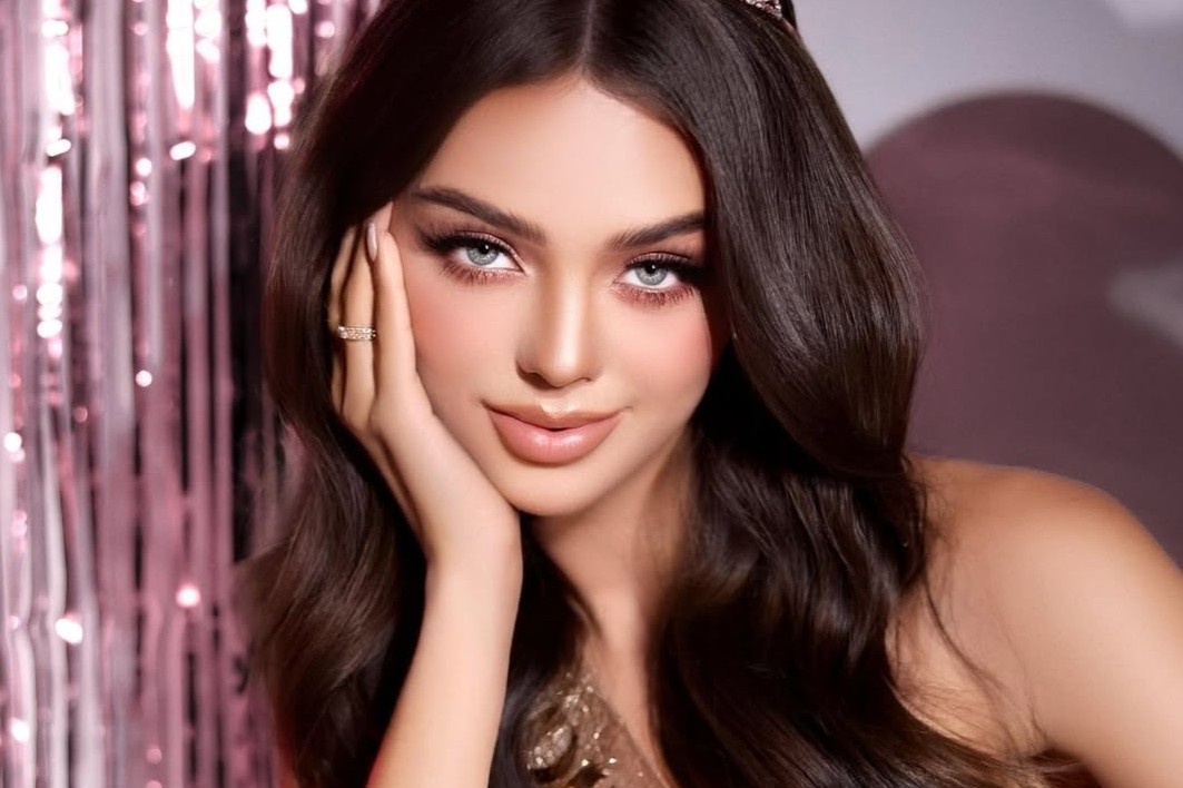 Diem danh vo, ban gai Tay cua cau thu V.League hinh anh