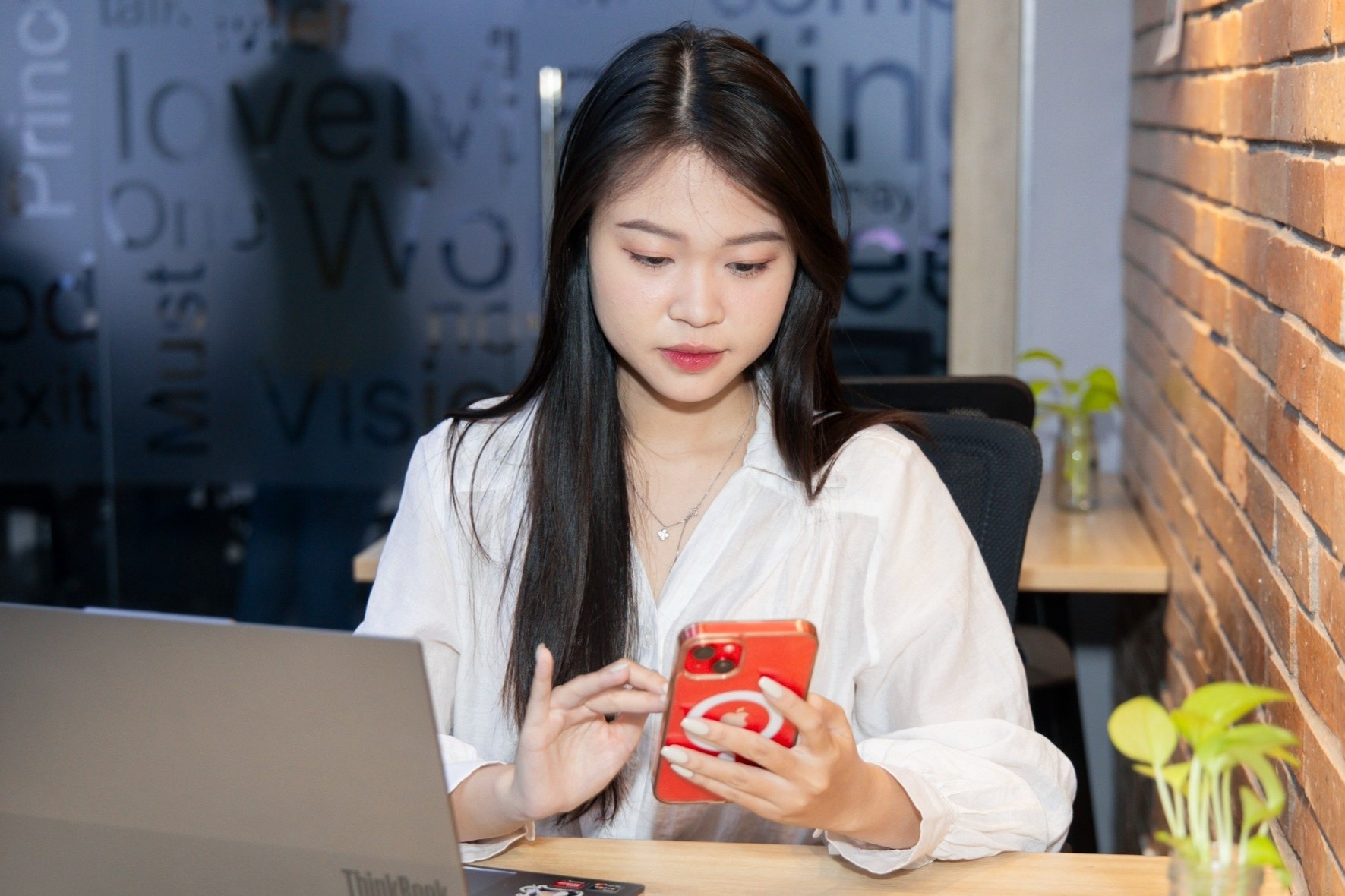 Ban vang, chiu lo hon 10 trieu dong de dong thue TNCN hinh anh