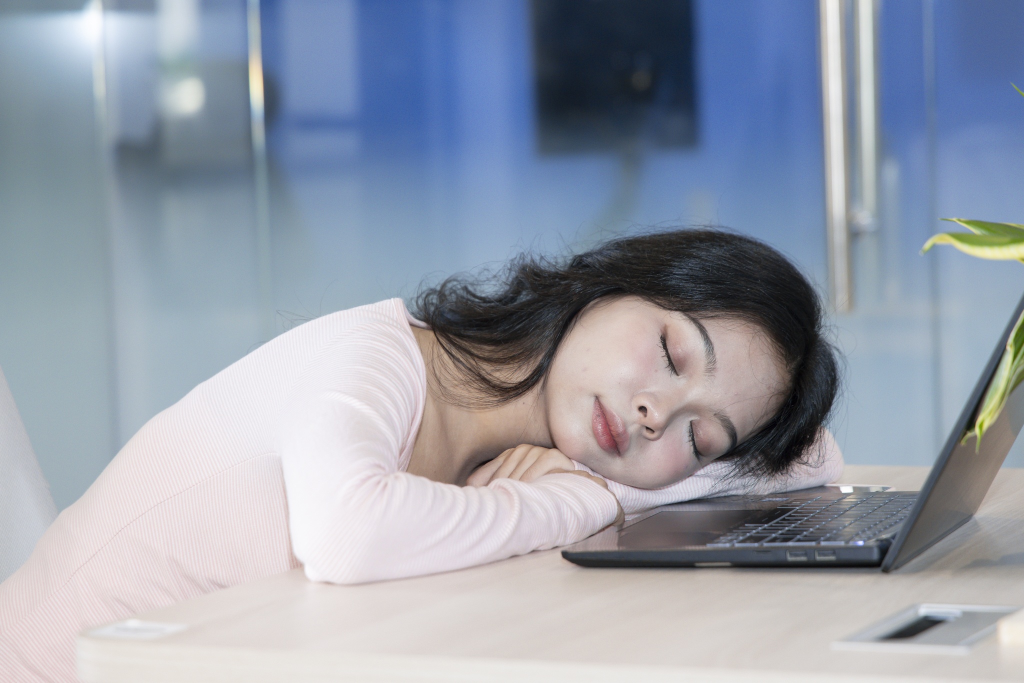 Thanh nien '3 khong' o TP.HCM dang lam gi? hinh anh