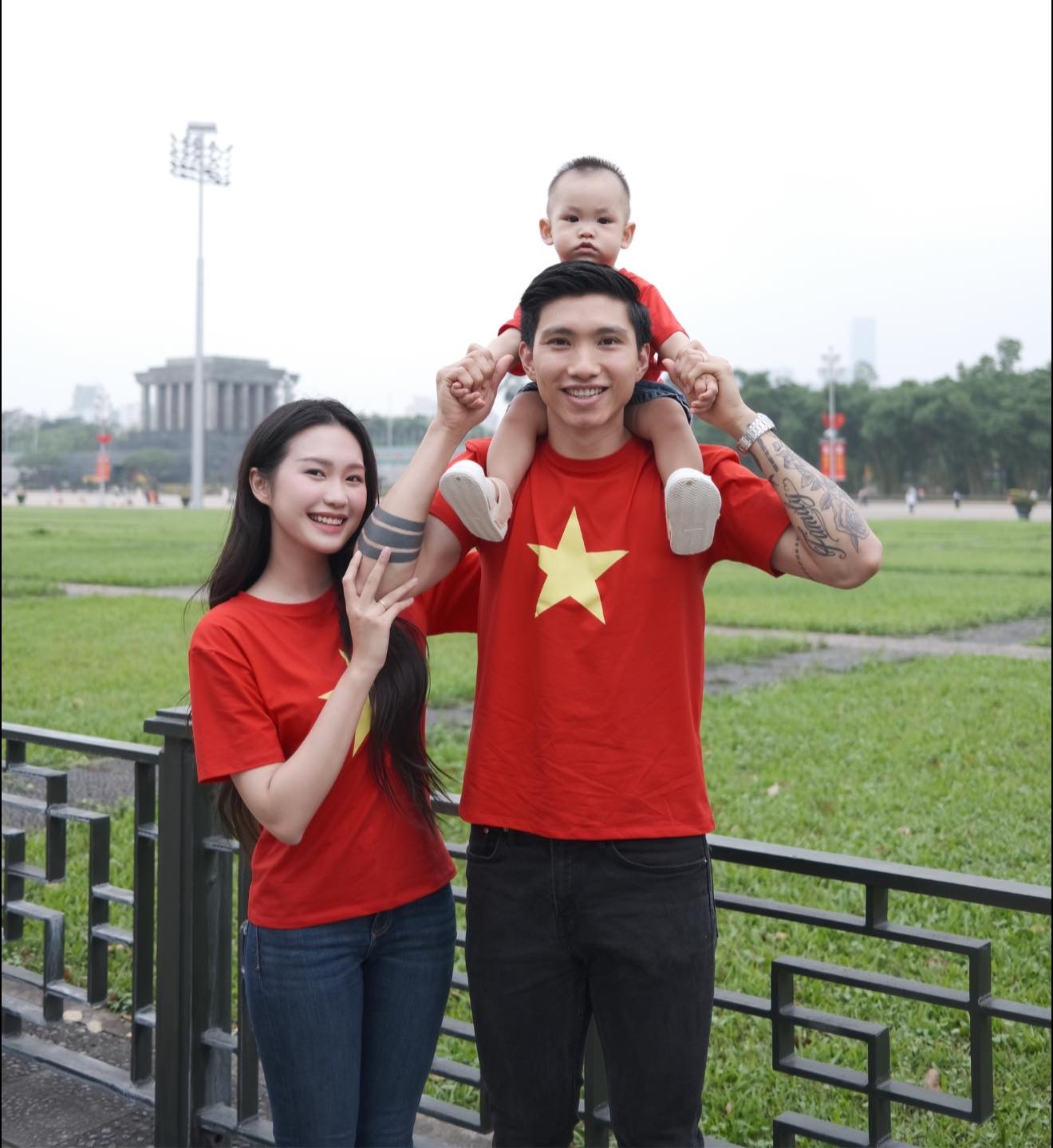 Văn Hậu, Đoàn Văn Hậu, WAG ảnh 6 Van Hau, Doan Van Hau, WAG anh 6