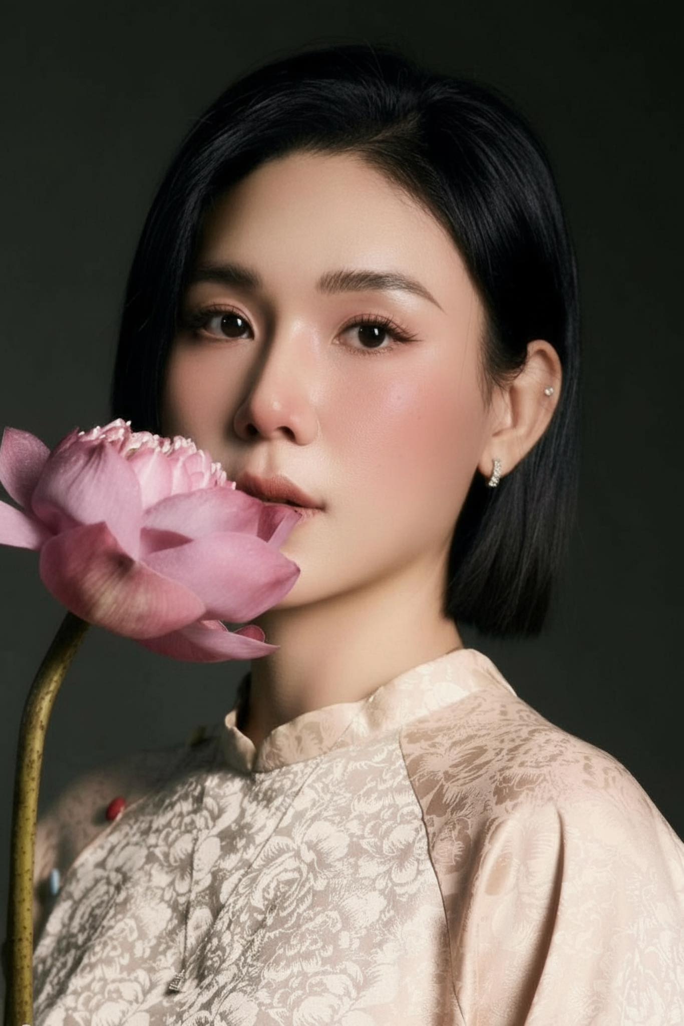 Linh Giang,  Trinh Linh Giang,  Ly Hoang Nam anh 1