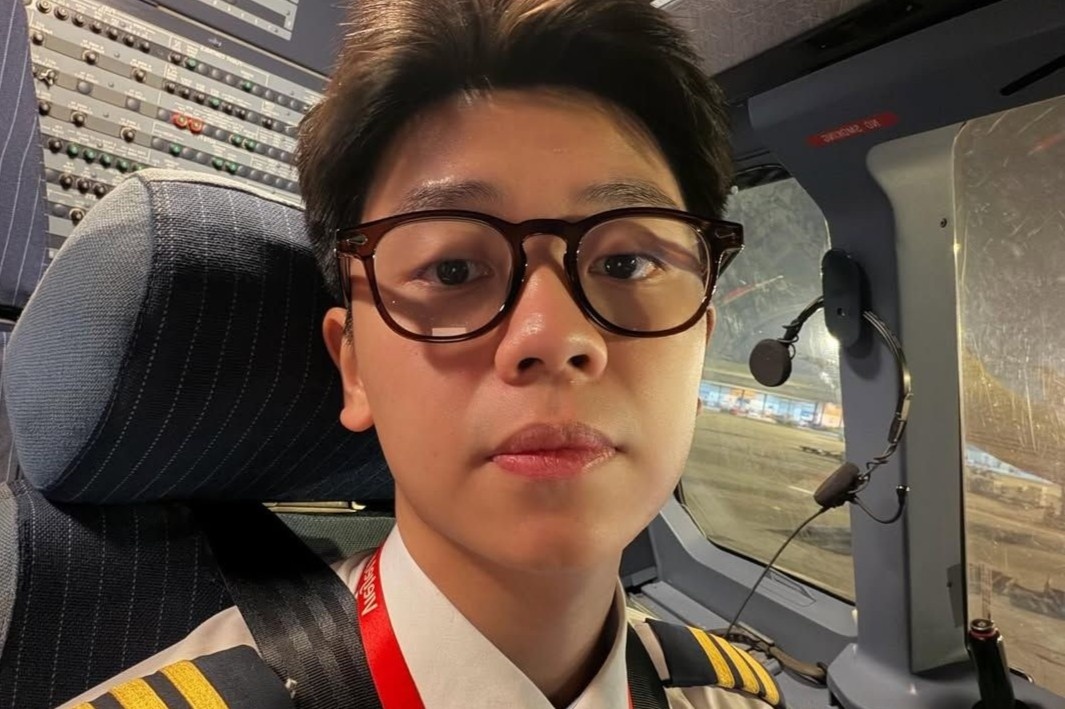 Phi cong Ha Coi thong bao dung bay hinh anh