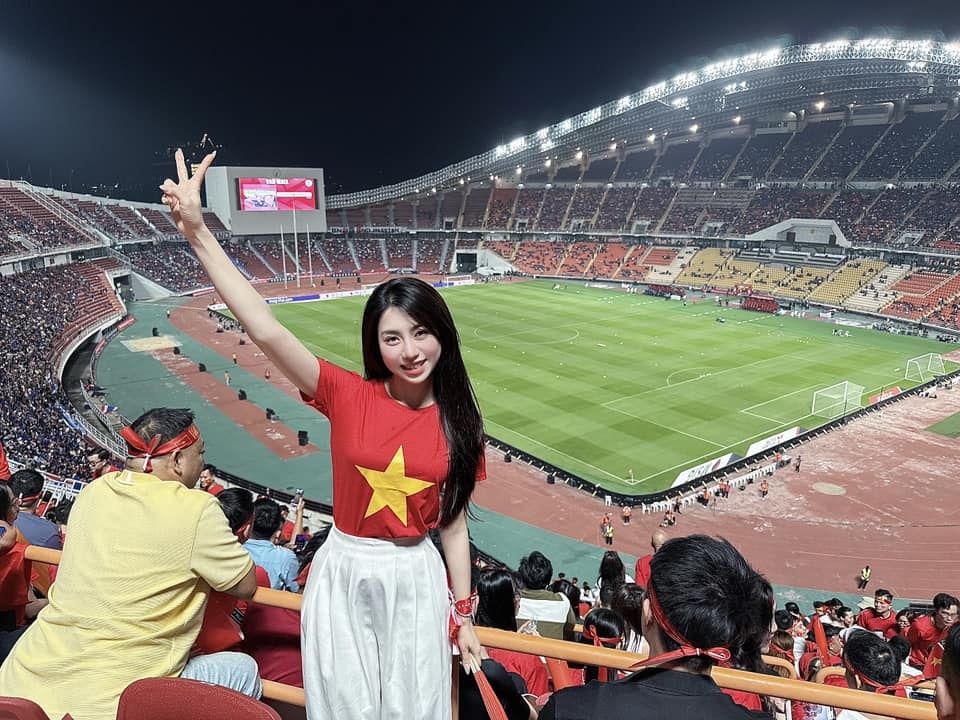 Van Toan,  bong da,  cau thu anh 3