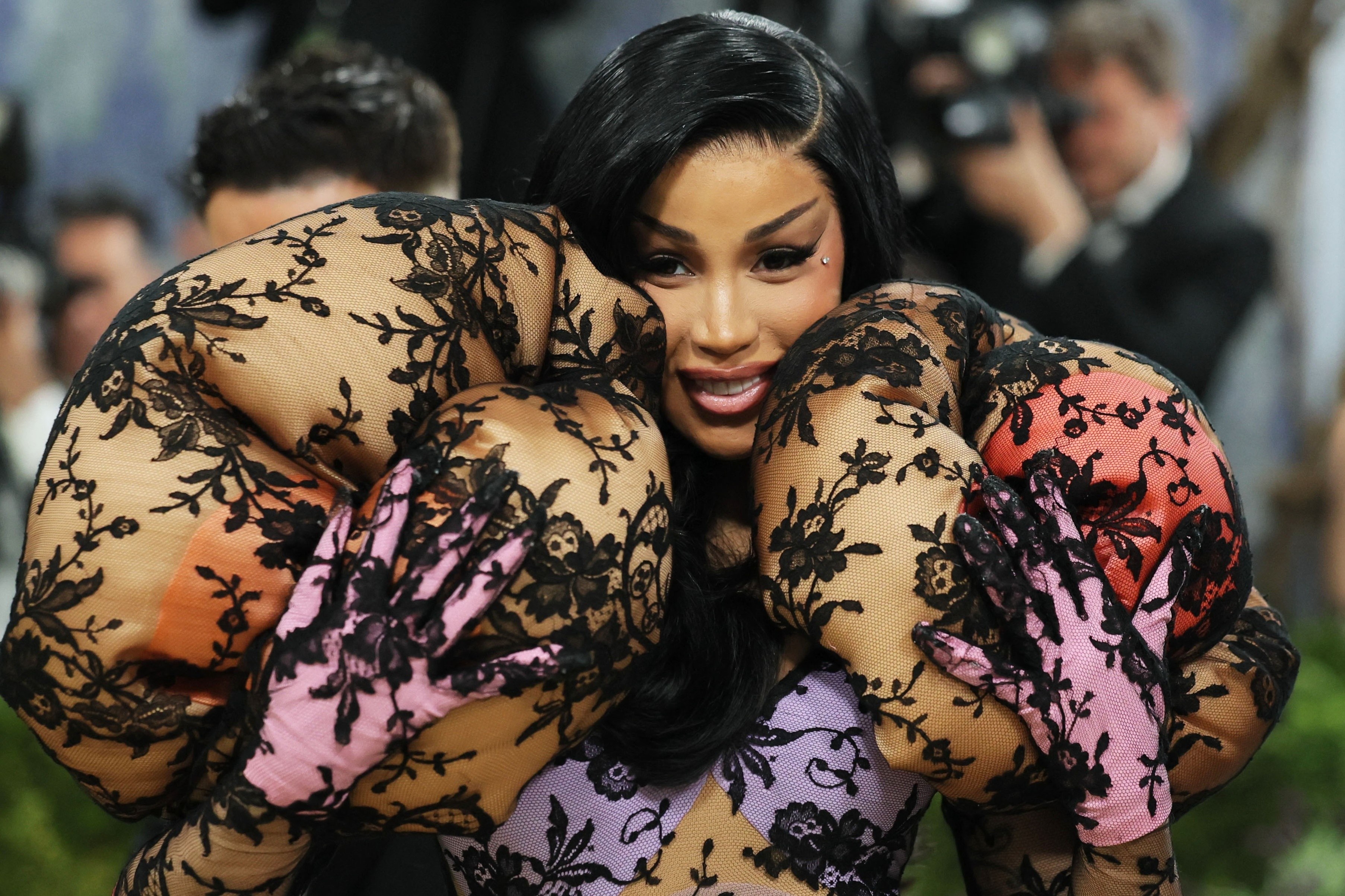 Tro lo o Met Gala hinh anh